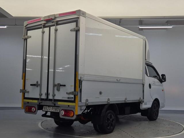 5121502092R3.jpg