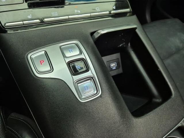 6011000011R8.jpg