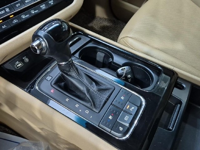 6071001069R8.jpg