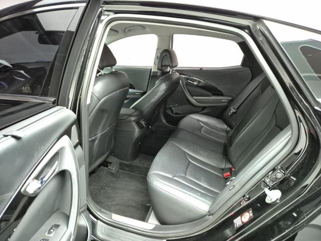 6011000683R12.jpg
