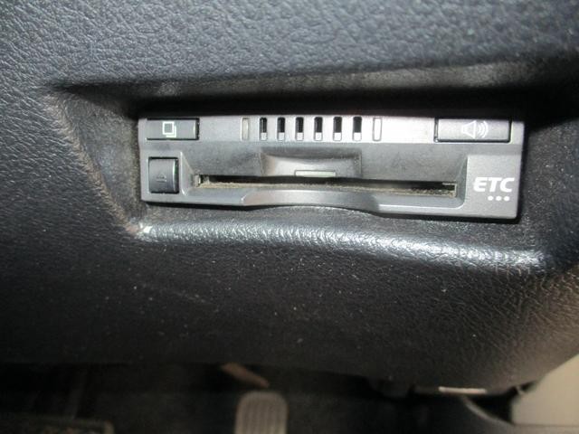 0600569A30261005W00115.jpg