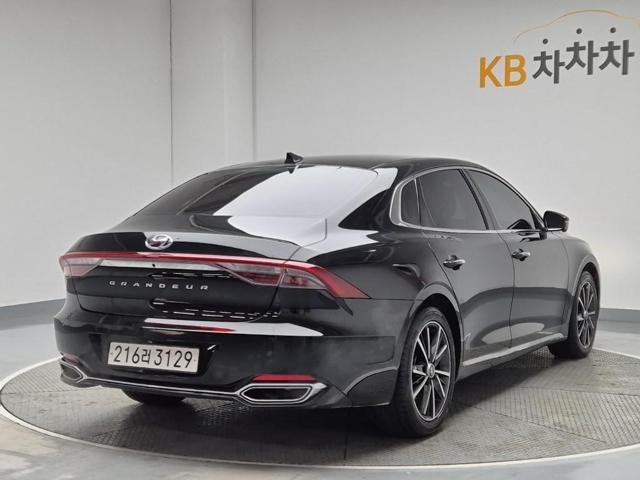 6011000669R3.jpg