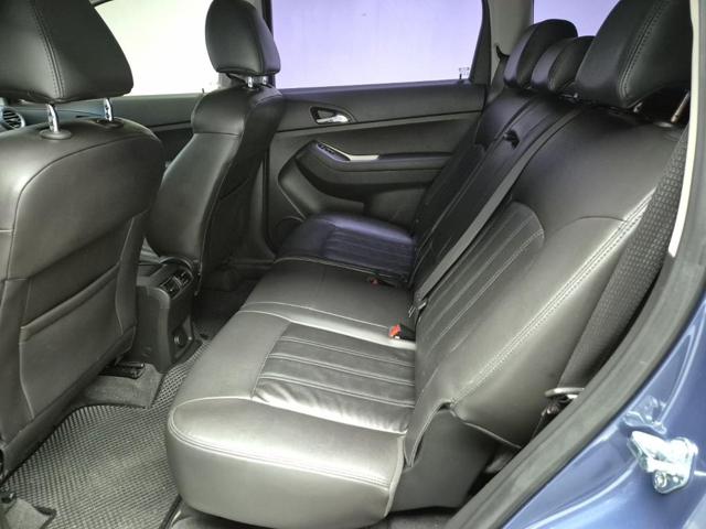 6011001586R12.jpg