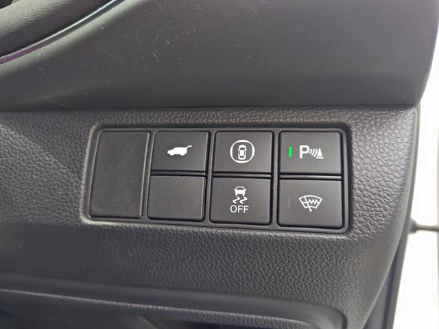 0700007A30260602W00111.jpg