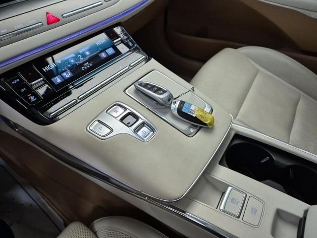 6011500260R8.jpg