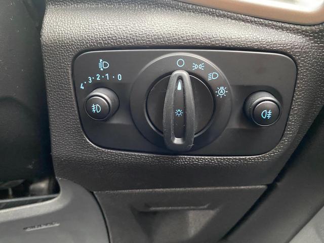 0700475A30260401W00113.jpg