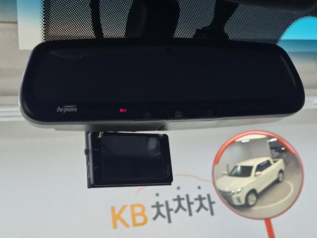 6011501261R17.jpg