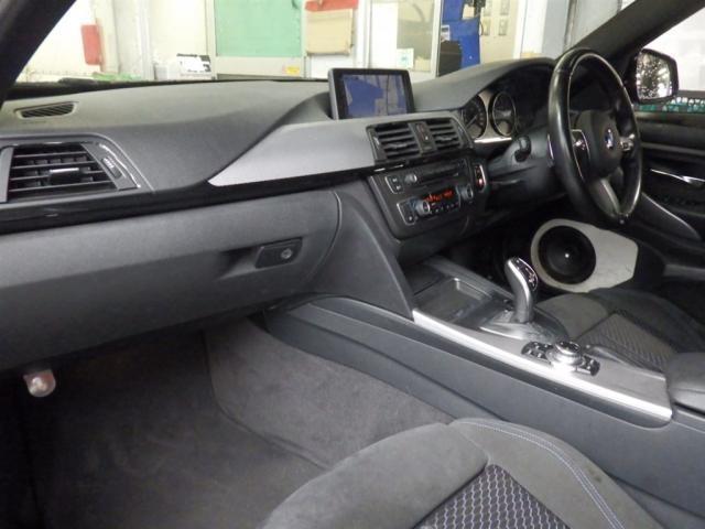 23220271_carP_l_15.jpg