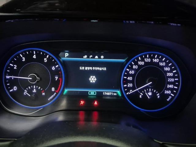 6011002377R6.jpg