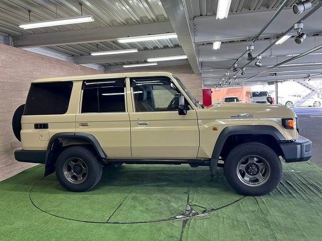 efea9d2b647543acfc289ce520134863.jpg
