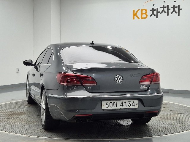 6081000058R2.jpg