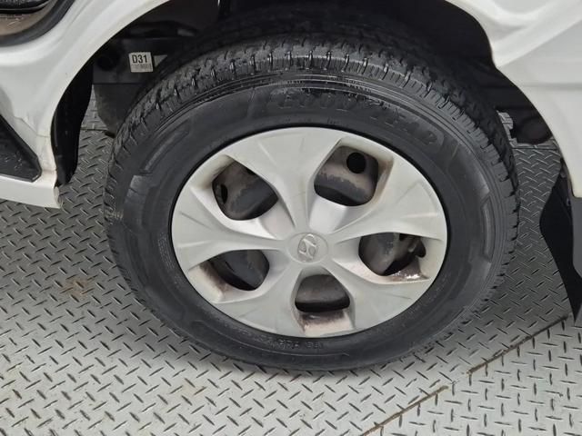 6041002262R18.jpg