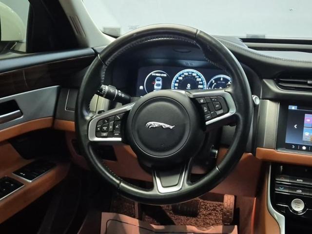 6041501967R9.jpg