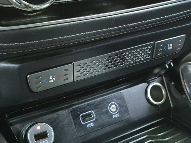 6051500174R17.jpg