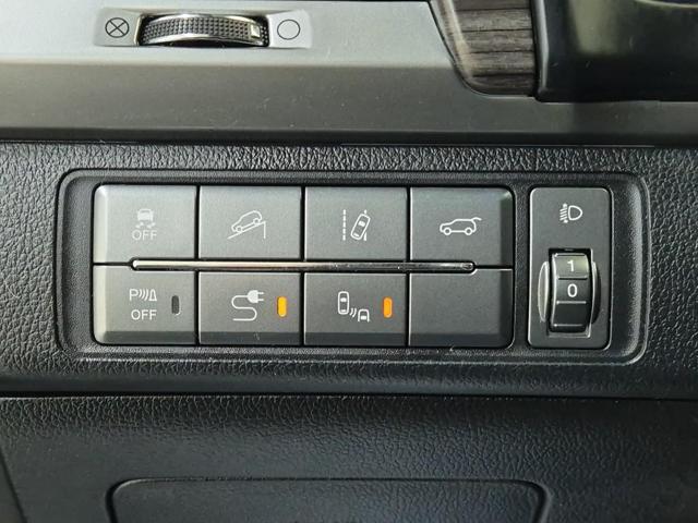 6051500174R18.jpg