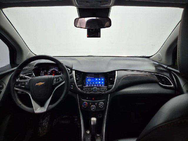 6081000650R7.jpg