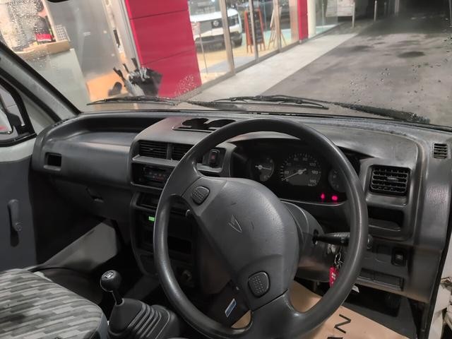 9031198A30260903W00314.jpg
