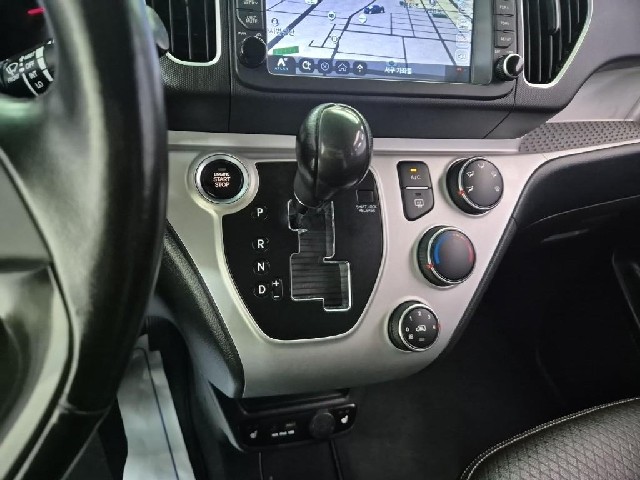 6081500542R8.jpg
