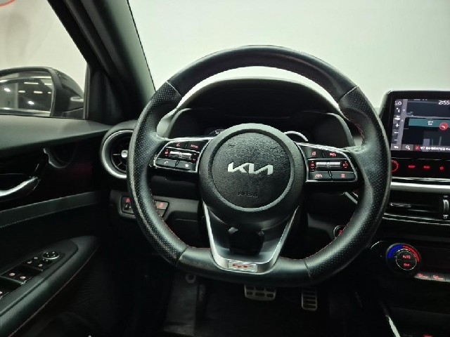 6081000523R9.jpg