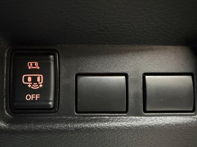 0300353A30261002W00504.jpg