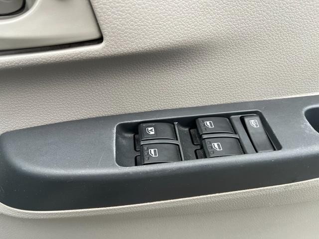 0910081A30250925W00116.jpg