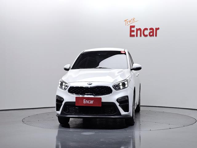 5ceeccc1bb7f123516e3cb4600152d67.jpeg