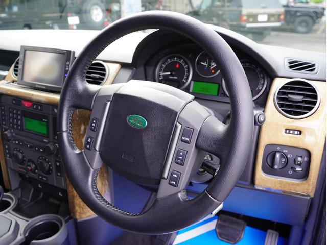 0800301A30260520W00115.jpg