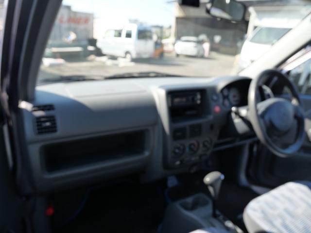 0801940A30260327W00207.jpg