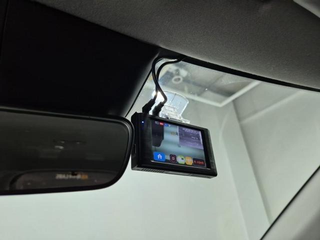 6051501142R16.jpg