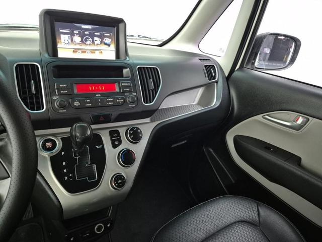 6041001990R10.jpg
