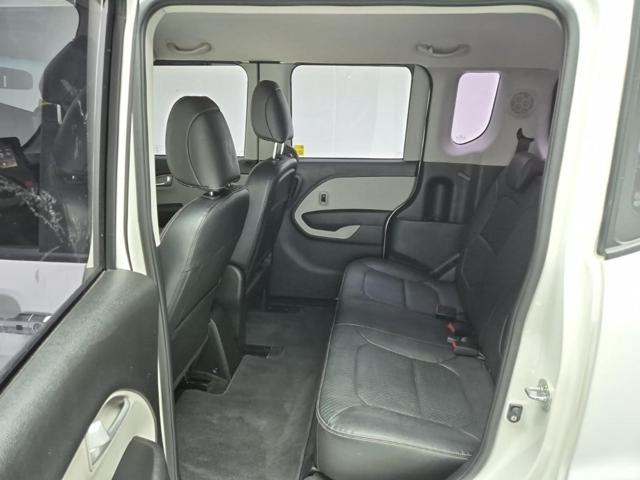 6041001990R12.jpg