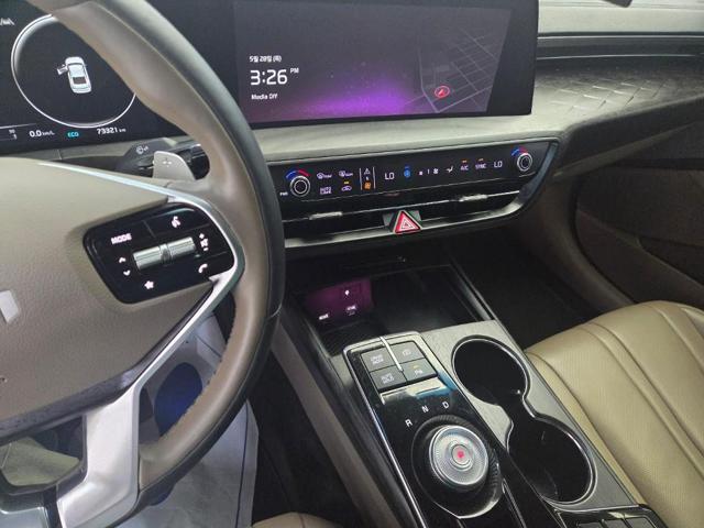 6051500849R10.jpg