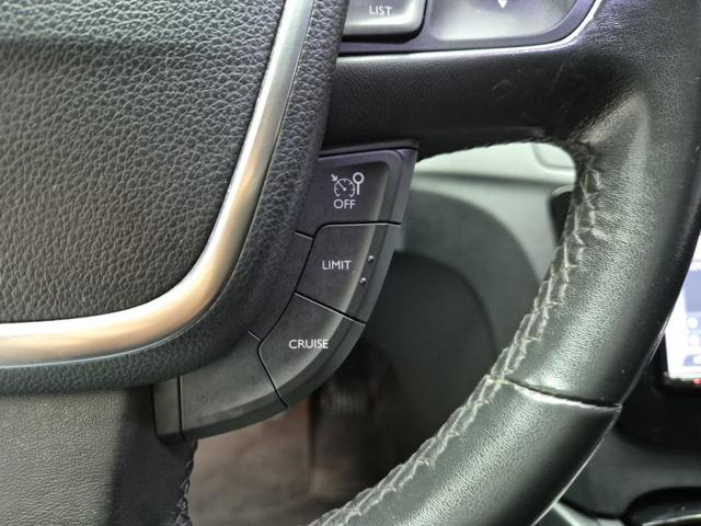 6041000927R15.jpg