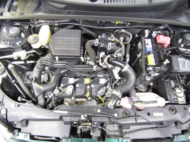 0560837A30260917W00417.jpg
