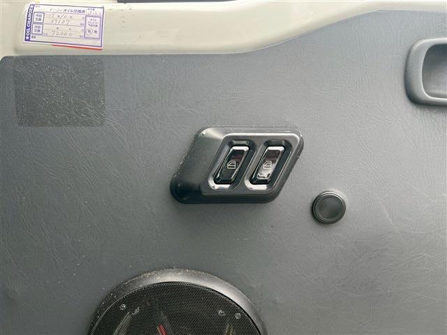 61afa4598332fa3ba3853fafa5c14b3e.jpg