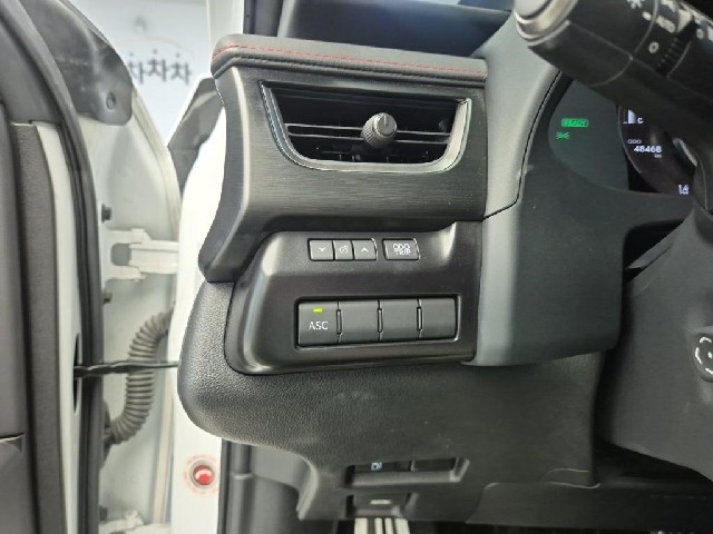 6061500634R18.jpg