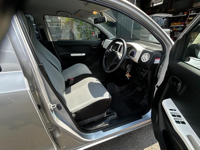 0200472A30260819W00115.jpg
