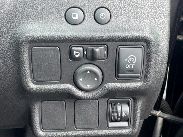 0510783A30261018W01519.jpg
