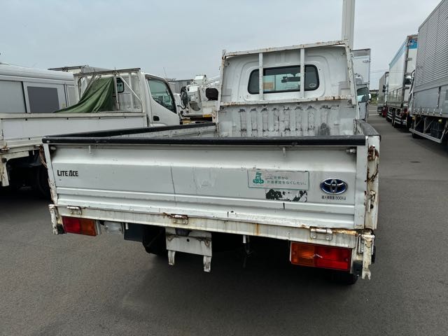dcc95e355d81beaf3b76fec5db860205.jpg