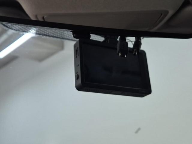 6041500876R16.jpg