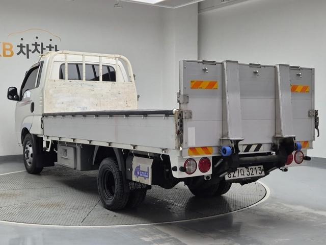 6031002924R2.jpg