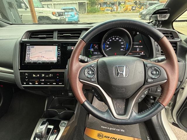 1201275A30261020W00117.jpg