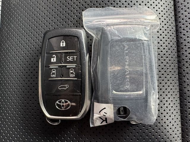 28074ce38e132597bbccc7e1c7670fc7.jpg