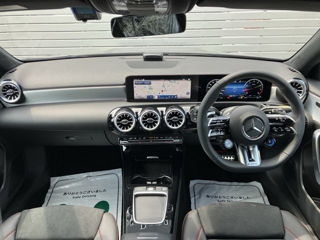 8eec11f35083563a3b5fefcc16c94eeb.jpg
