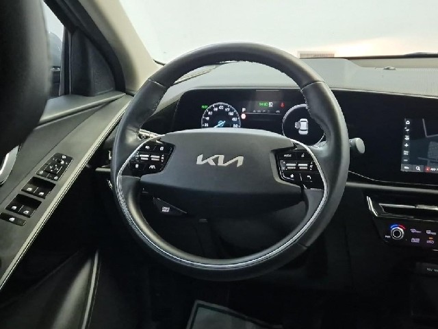 6081500302R9.jpg