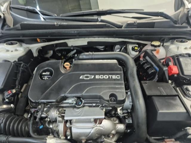 6041000879R5.jpg