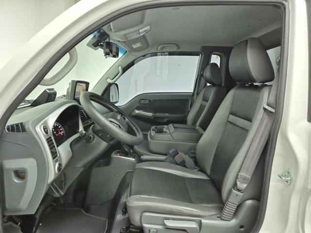 6041001170R11.jpg
