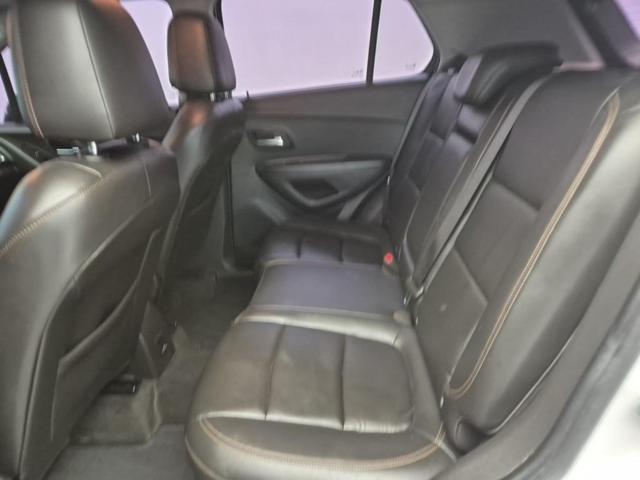 6031502415R12.jpg