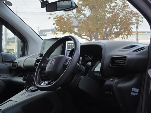 9200450A30260901W00104.jpg