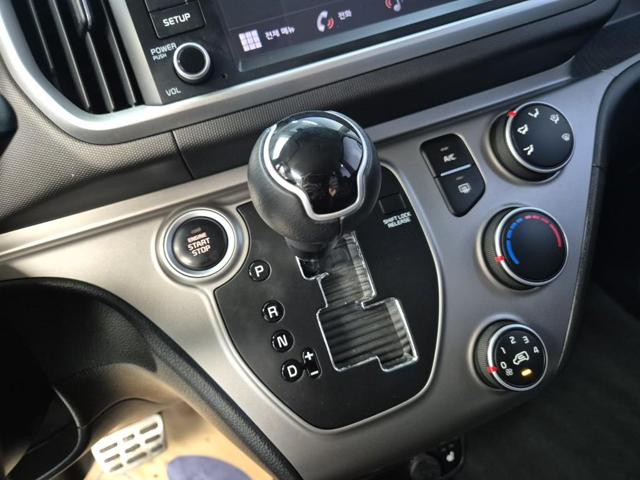 6041001795R8.jpg